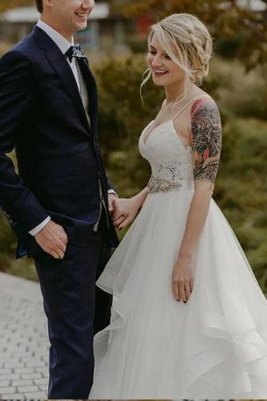 Charming Lace Ruffles Tulle Puffy Spaghetti Strap Beach Wedding Dress