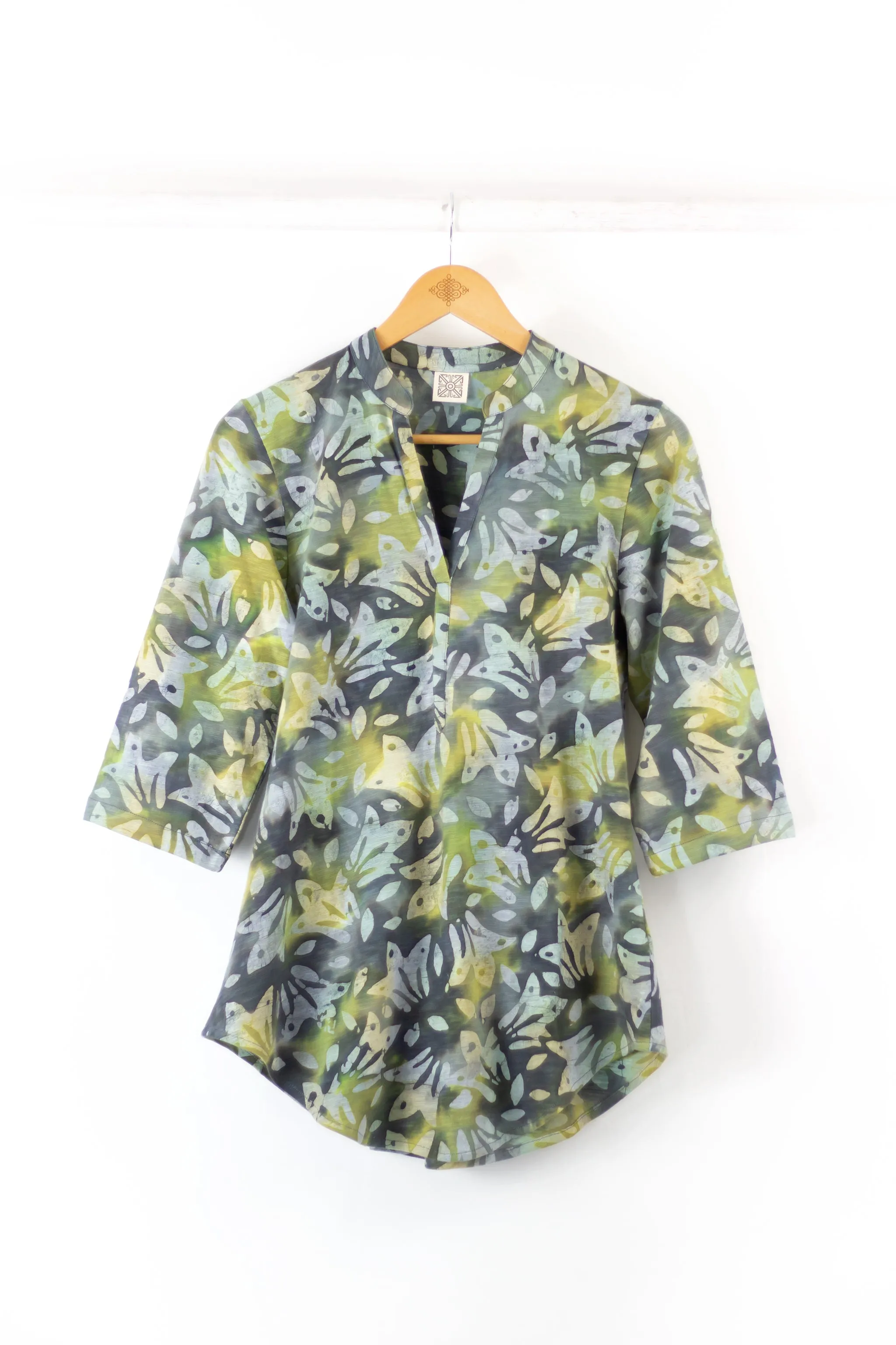 Deep V Tunic 1048 - Tulis Gris, Azul, Conch