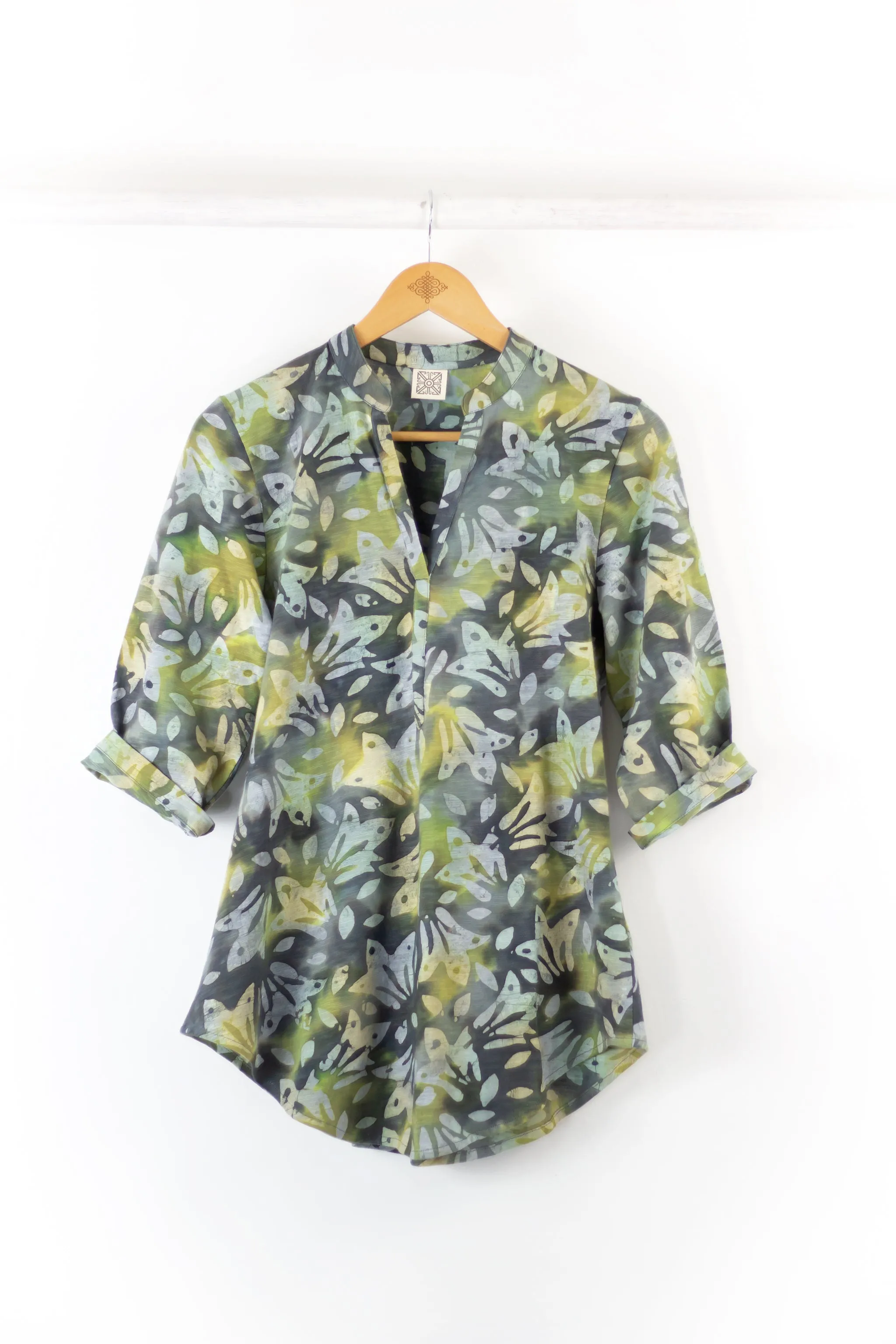 Deep V Tunic 1048 - Tulis Gris, Azul, Conch