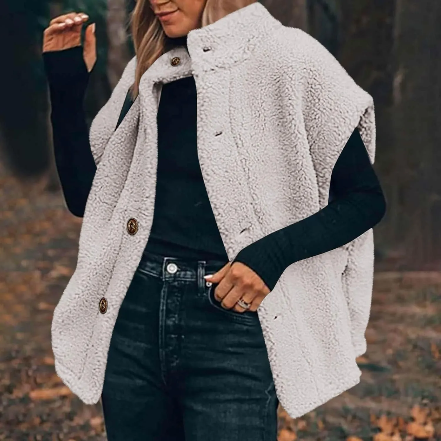 Fuzzy Fleece Vest for Women Casual Plus Size Button Down Sleeveless Jackets Loose Winter Warm Sherpa Vests Coat with Pockets