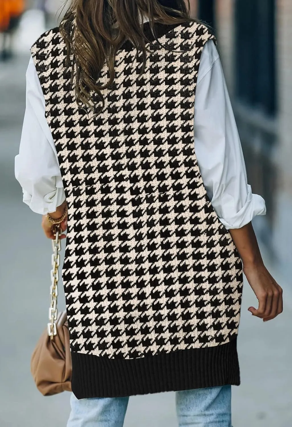 Kisscynest Women's Oversized V Neck Knitted Sweater Vest Casual Loose Sleeveless Sweater Pullover
