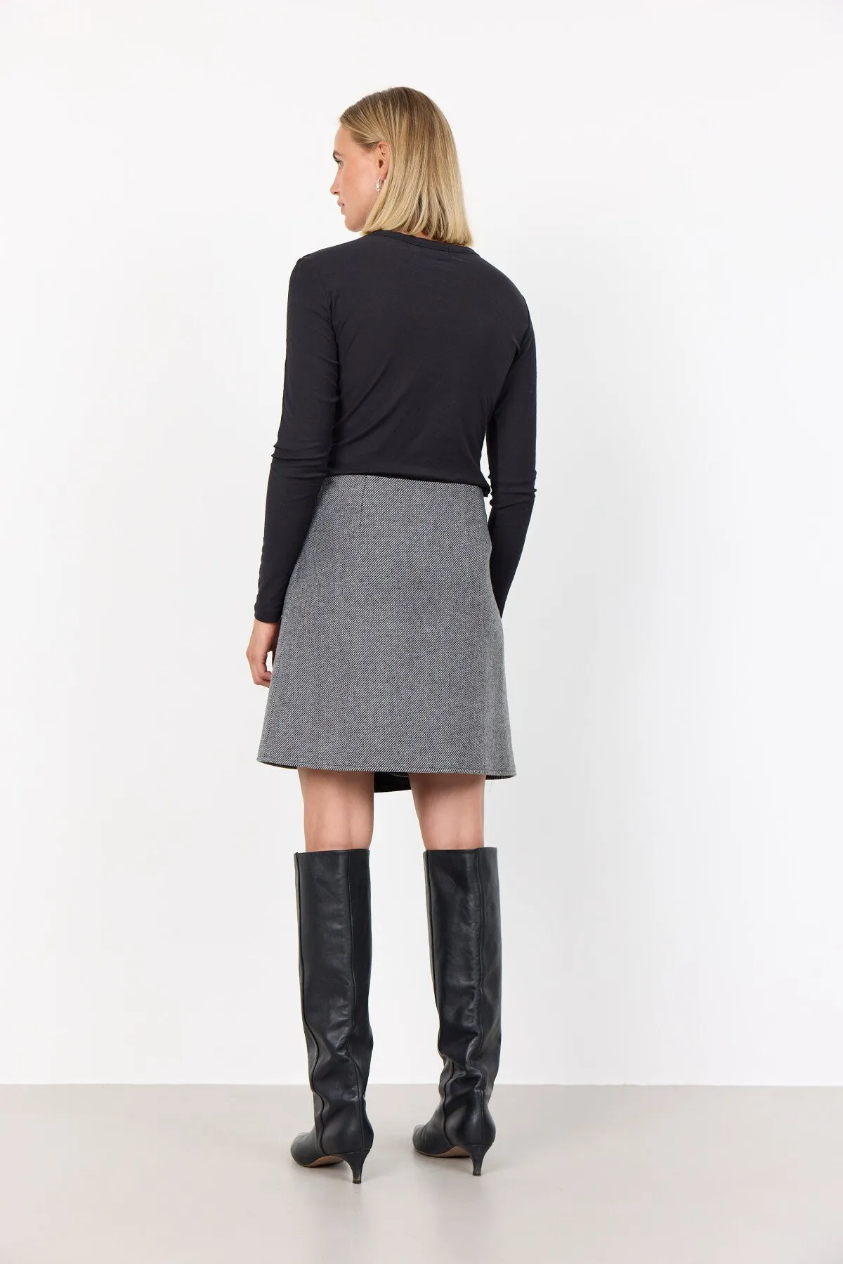 LR-IKKI 1 Skirt Black