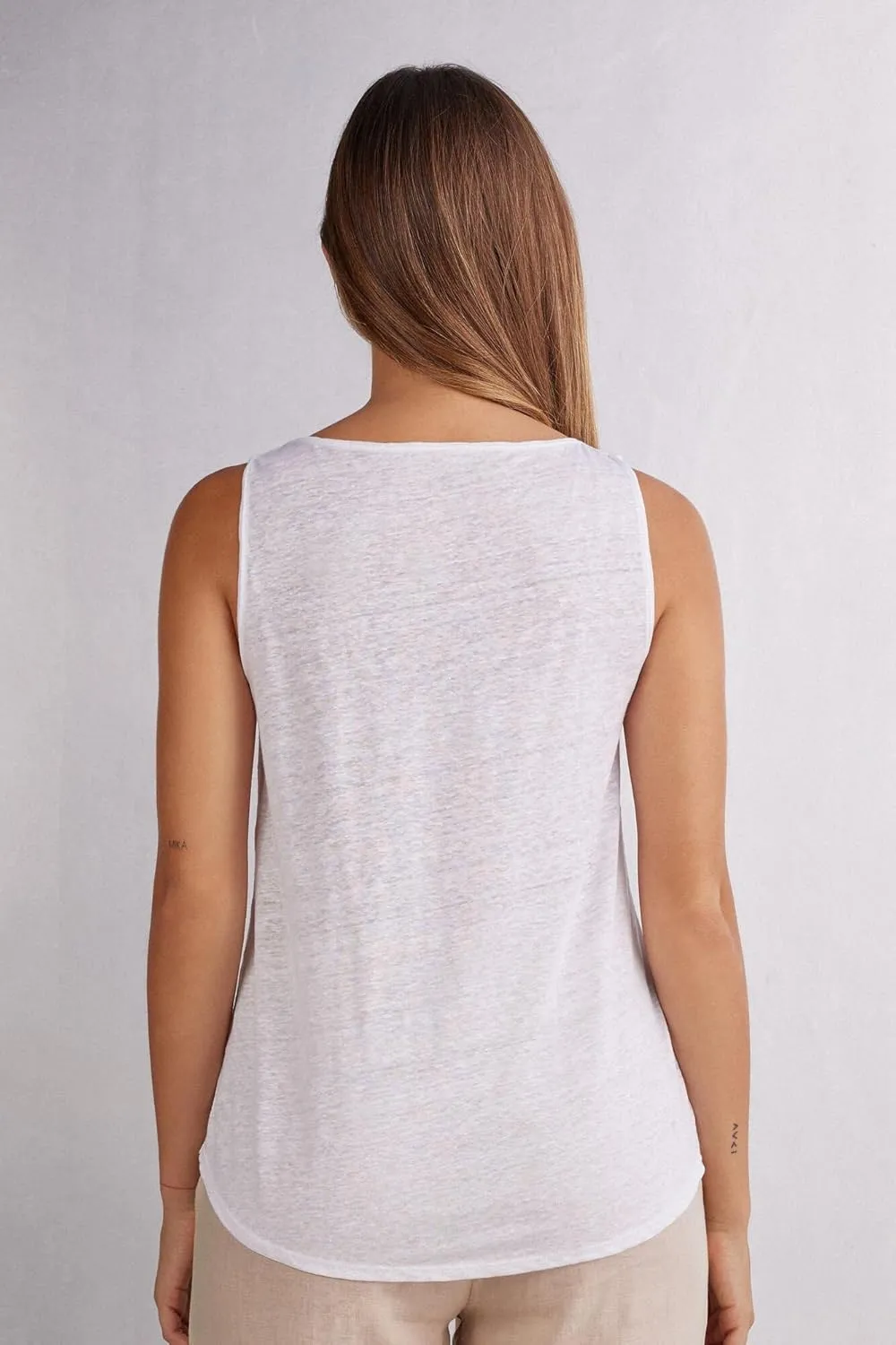 Woman's Linen Tank Top