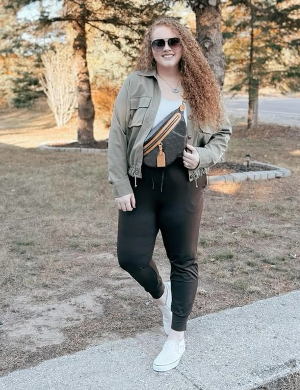 Women's Lightweight Black Cropped Utility Jacket Military Safari Button Down Anorak Coat with Pockets
